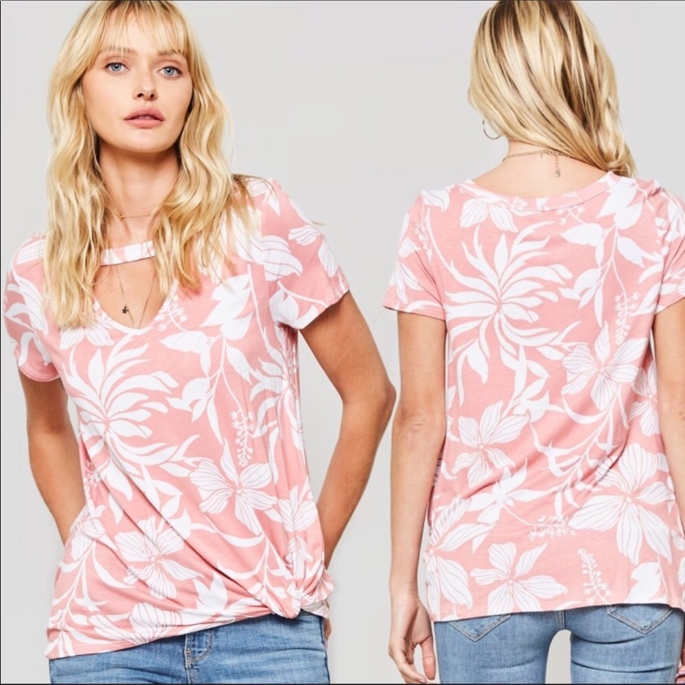 ❤️1 LEFT! Coral & white Hawaiian, w/ Choker! - Picture 3 of 5